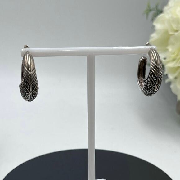 Signed 925 TH SU Vintage Marcasite Bali Inspired Sterling Silver Hoop Earrings - Picture 2 of 11